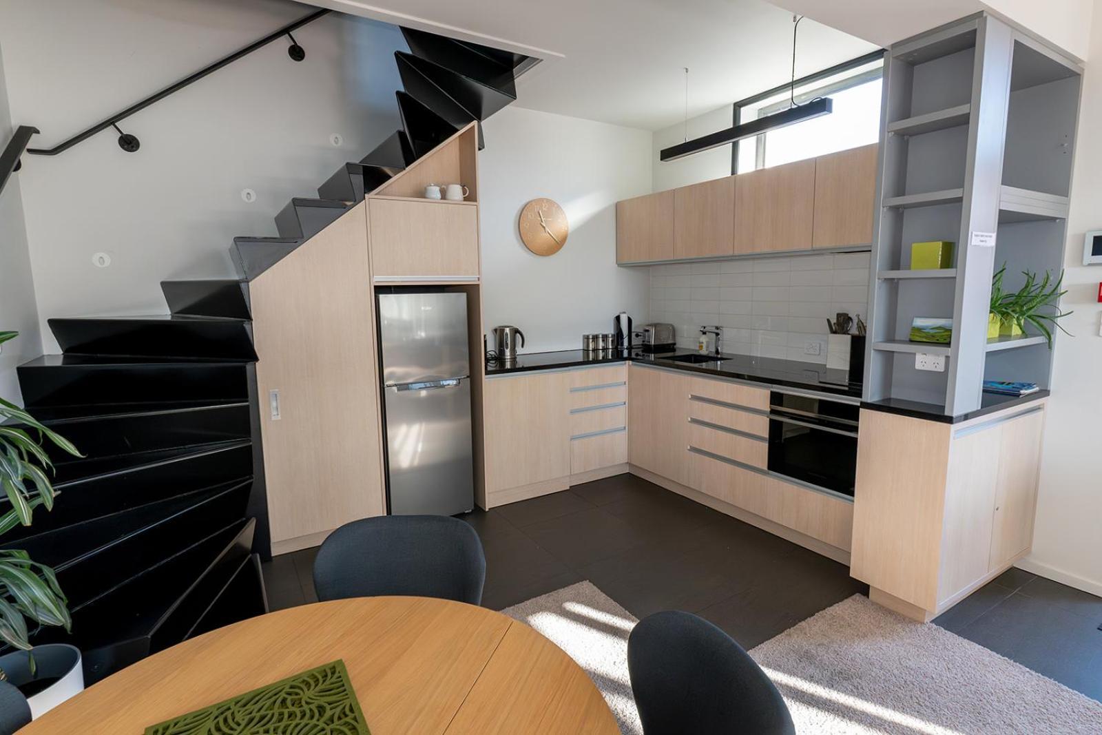 Deluxe Inner-City Apartment On Moray 더니든 외부 사진