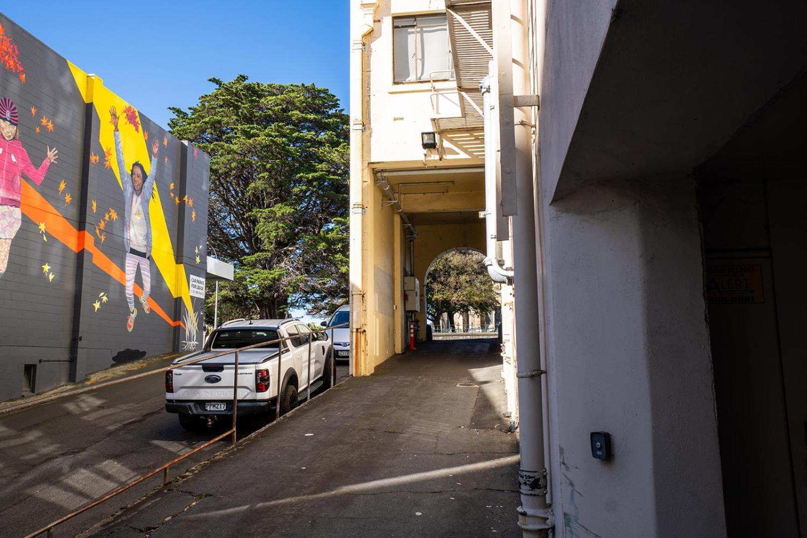 Deluxe Inner-City Apartment On Moray 더니든 외부 사진